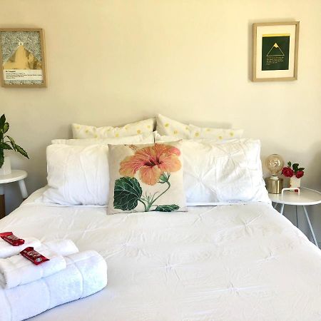Sunny, Serene Studio @ موتويكا المظهر الخارجي الصورة